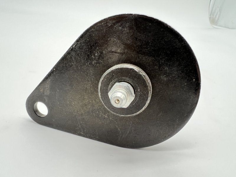 Schmierbarer Bolzen 18mm Blattfedern Fahrwerk hinten Land Cruiser BJ7 HZJ7 <1999 — Belton
