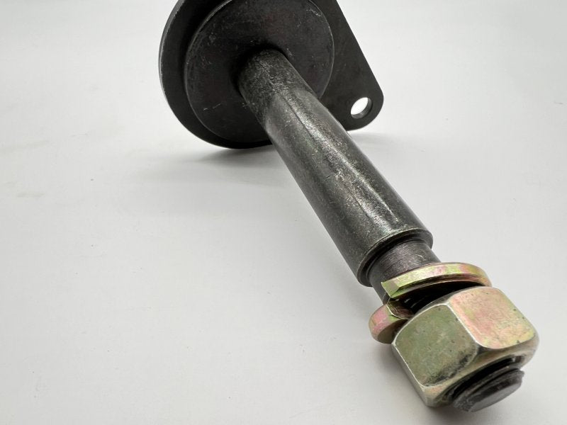 Schmierbarer Bolzen 18mm Blattfedern Fahrwerk hinten Land Cruiser BJ7 HZJ7 <1999 — Belton