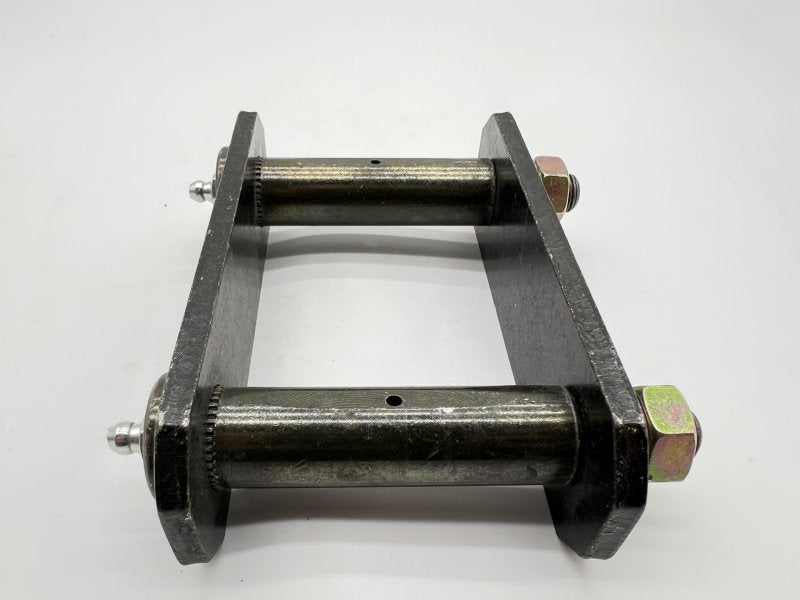 Schmierbarer Federbügel Blattfedern Fahrwerk Navara D23 NP300 — Belton