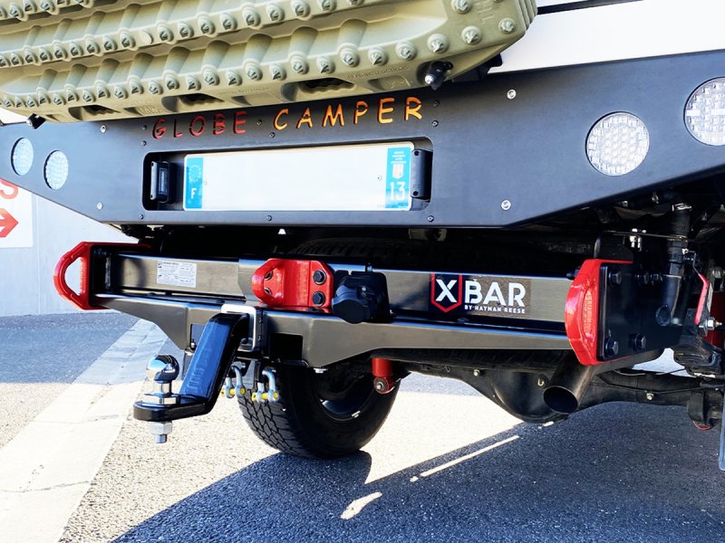 Anhängerkupplung Toyota Hilux Revo (50-mm-Vierkant integriert)