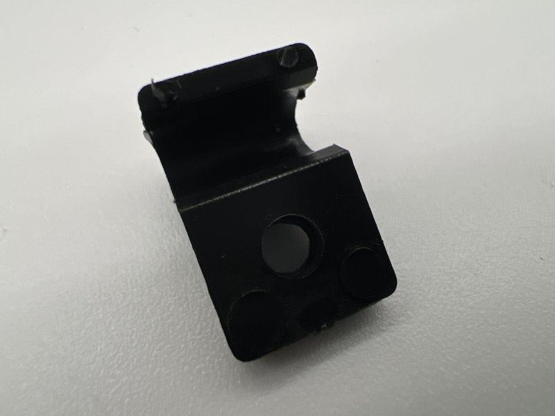 Staunetz mit Rahmen Stahl schwarz 370x200mm - mit Klemmen-Befestigung und Schrauben — DTC Parts