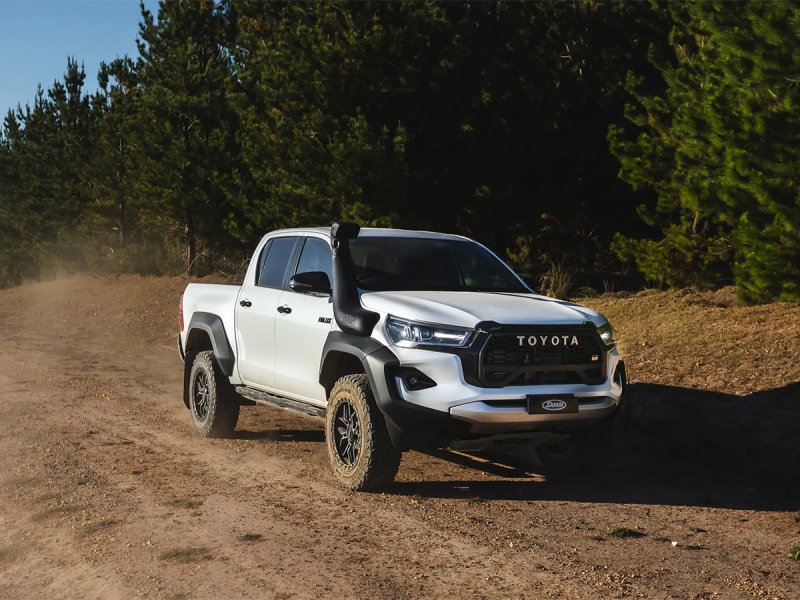 Schnorchel Safari Armax Toyota Hilux Revo D4-D — Safari Schnorchel