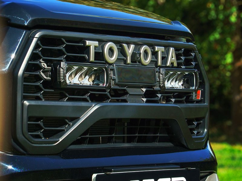 Kit intégration calandre Lazer Toyota Hilux GR Sport (2024+) - Triple-R 750 Elite — Lazer