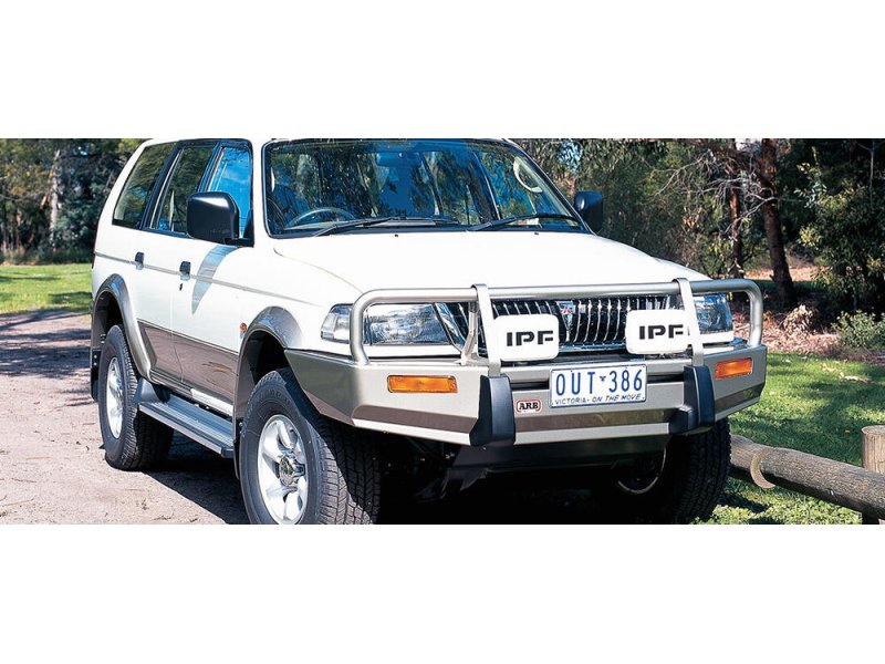 PC WINCH BAR PAJERO SPORT >99 — ARB