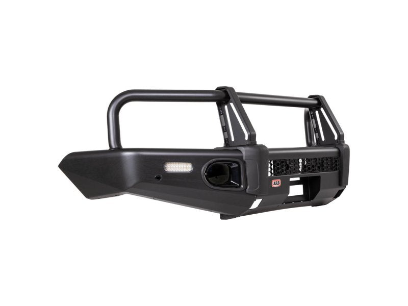 ARB Summit Combar Frontschutzbügel Stahl – Toyota Hilux Rogue mit Sensoren (05/2020–04/2022), winden- & airbagkompatibel mit LED