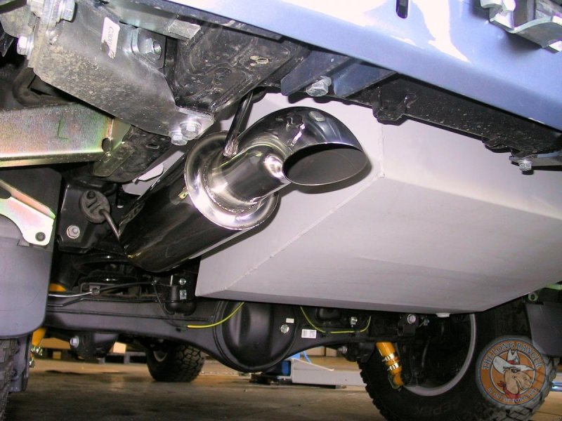 Long Ranger Ersatztank 180 L – voll beschottet, für Land Cruiser 200 Benzin