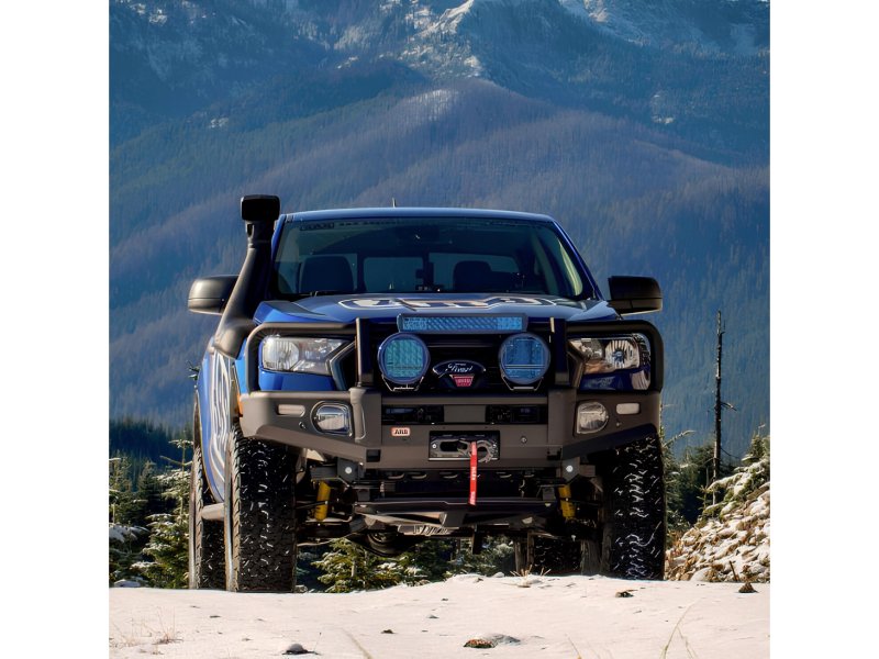 ARB Summit Combar montiert am Ford Ranger US, texturiertes Schwarz Integrit