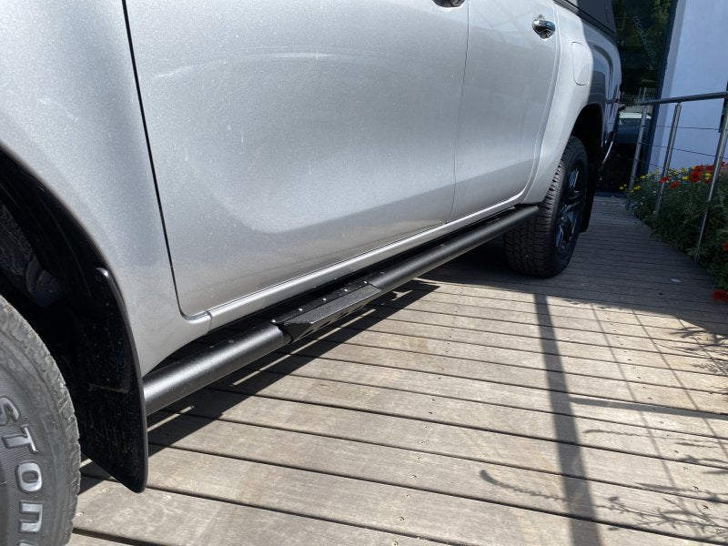 N4-Offroad Trittbrett-Aufsatz Stahl für Ø60-mm-Rohr-Schwellerschutz (Paar)