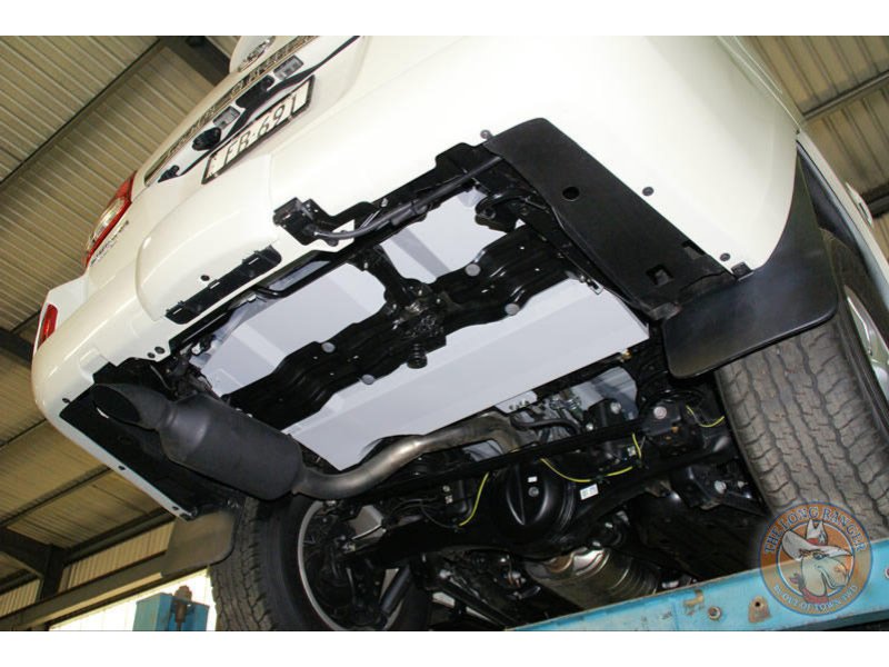 Reservoir auxilliaire 70L LONGRANGER - Landcruiser 200 (Essence) — ARB