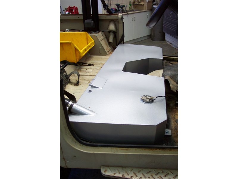 Ersatztank LRA 110L Toyota Land Cruiser BJ40 FJ40 — LRA