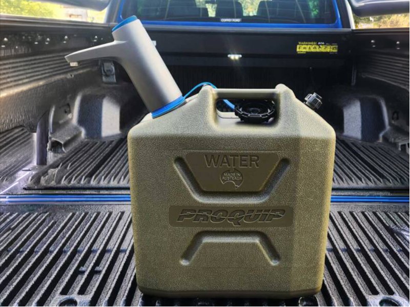 Elektrischer wiederaufladbarer Hahn für Wasserkanister