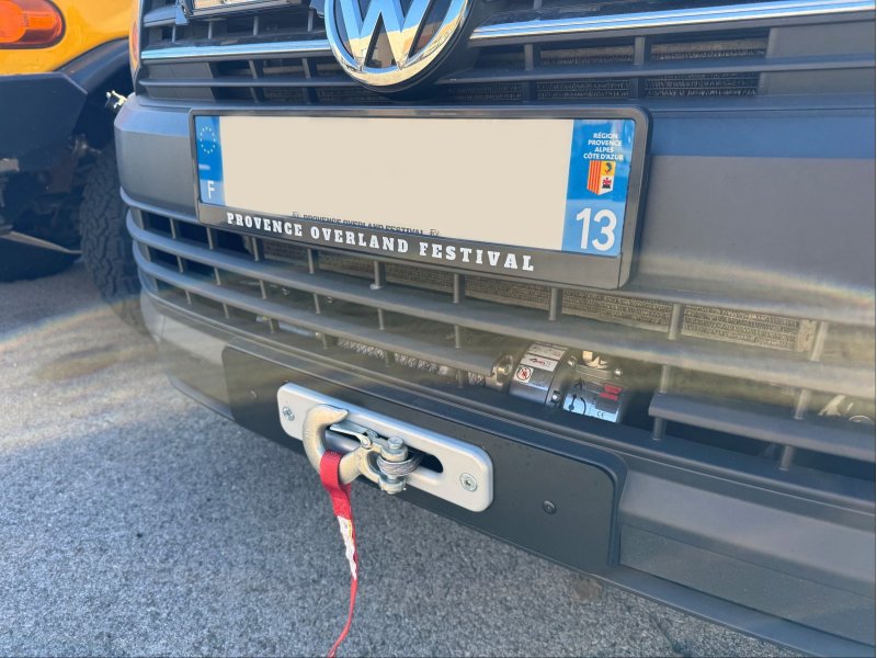 Grundplatte Seilwinde integriert Stoßstange Serie Volkswagen Transporter T5 T6 T6.1 — N4-Offroad