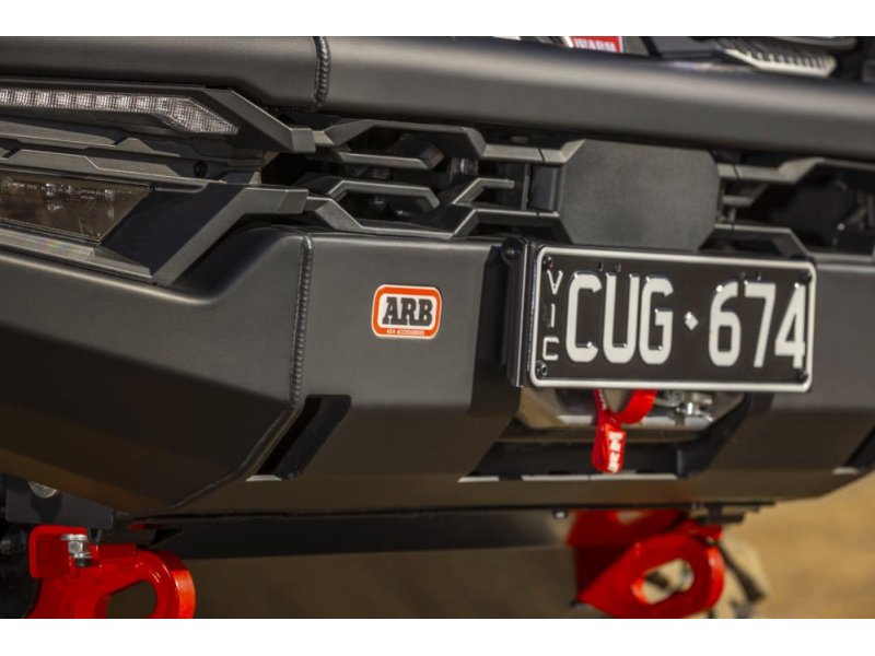 ARB Summit MkII Frontschutzbügel Stahl – Toyota Land Cruiser 70-Serie (ab MJ 2025), windenkompatibel mit Toyota-Safety-Sense-Aufnahme