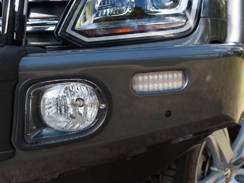 ARB Summit Combar Frontschutzbügel Stahl – VW Amarok 2010–2022 (1. Gen), windenkompatibel mit ARB Fog MkII LED