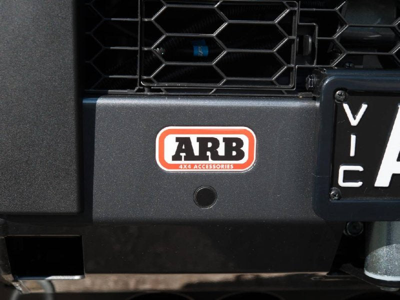 ARB Summit Combar Frontschutzbügel Stahl – VW Amarok 2010–2022 (1. Gen), windenkompatibel mit ARB Fog MkII LED