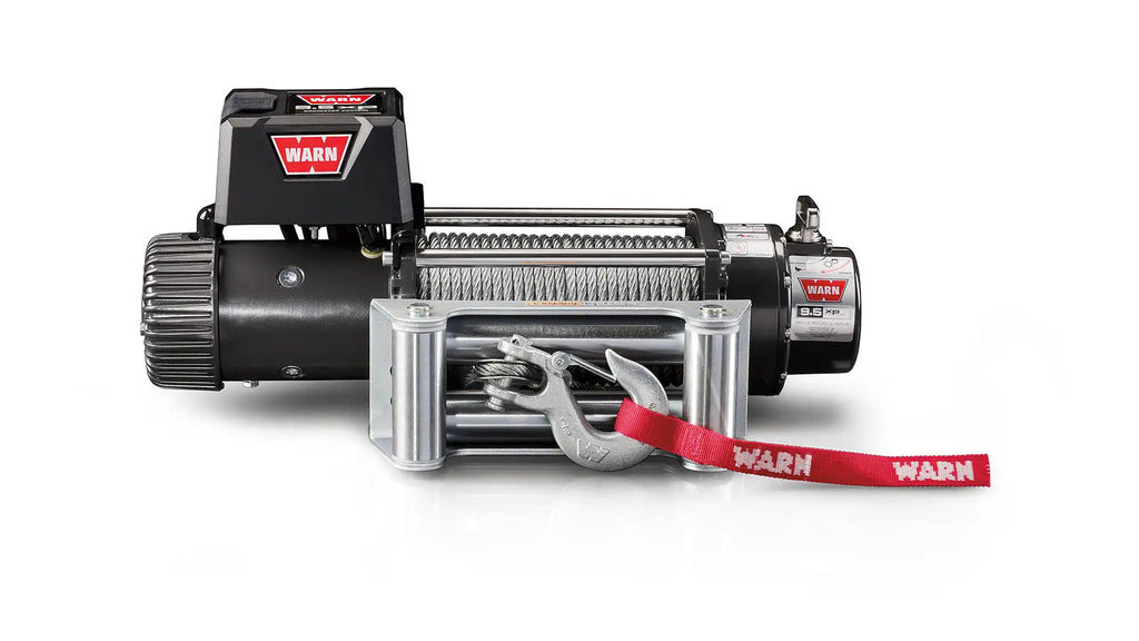 Warn 9.5xp Seilwinde 12V mit Stahlseil und Rollenfairlead – Hauptansicht