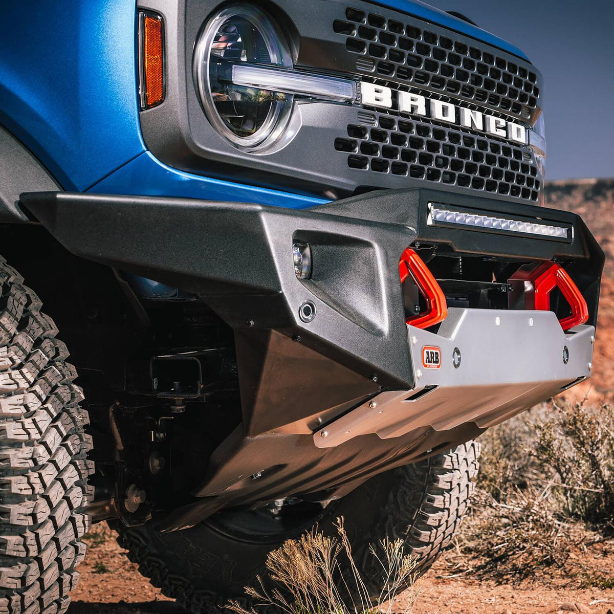 ARB Zenith Frontstoßstange ohne Seilwinde für Ford Bronco Wide Flare – Frontansicht