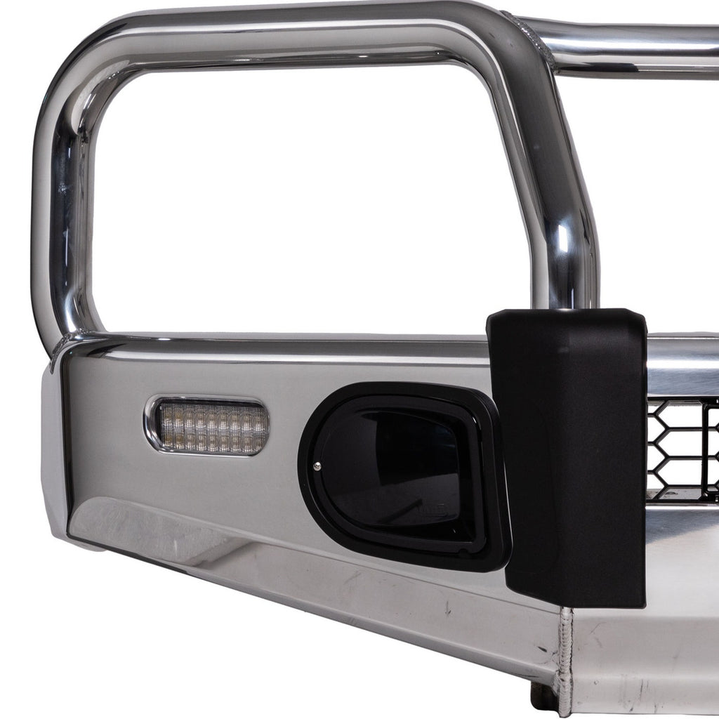 ARB Alloy Combar – integrierte LED-Beleuchtung und Aufnahmen